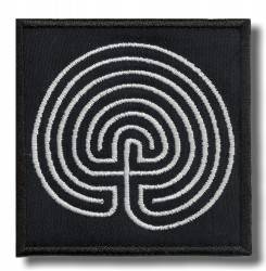 7-circuit-labyrinth-embroidered-patch-antsiuvas