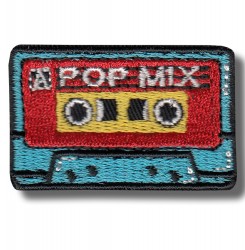cassete-pop-music-embroidered-patch-antsiuvas