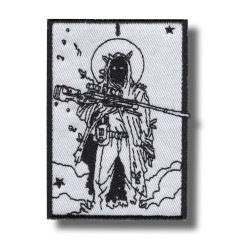 hould5-embroidered-patch-antsiuvas