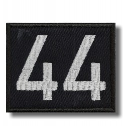 number-44-embroidered-patch-antsiuvas