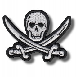 pirate-skull-embroidered-patch-antsiuvas