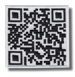 qr-embroidered-patch-antsiuvas