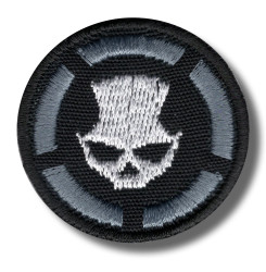 skull-grey-embroidered-patch-antsiuvas