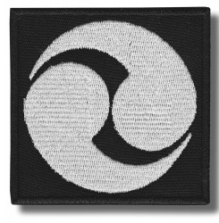 tomoe-embroidered-patch-antsiuvas