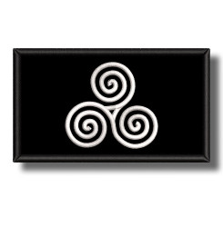 triskelion-embroidered-patch-antsiuvas