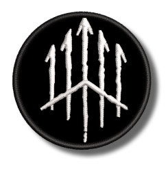 wolves-at-the-gate-embroidered-patch-antsiuvas